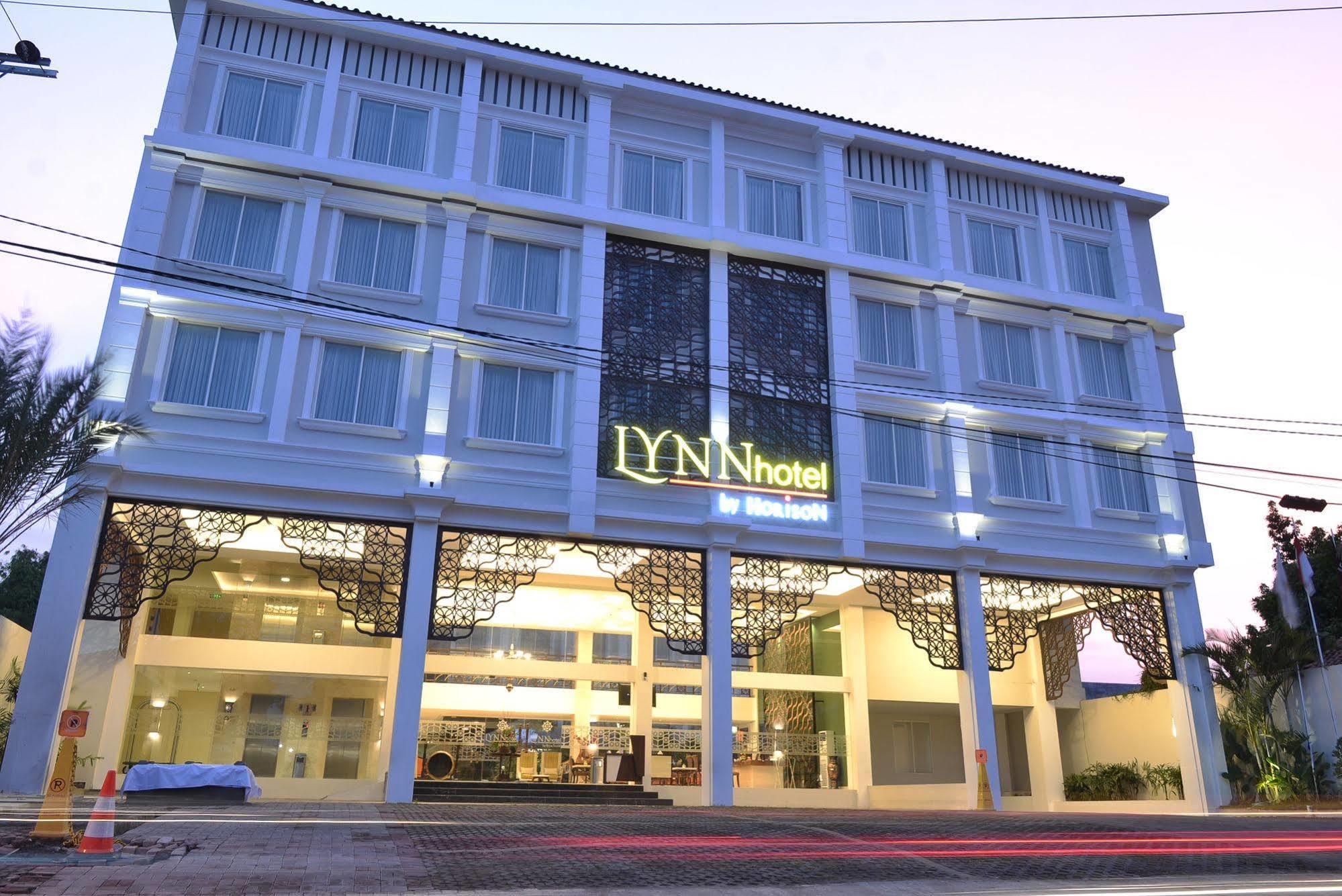 Lynn Hotel By Horison Yogyakarta Exterior photo