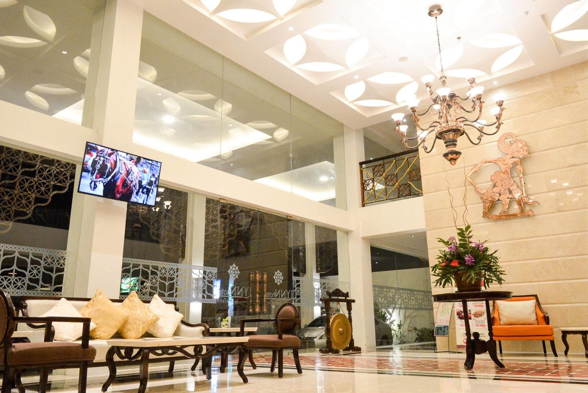 Lynn Hotel By Horison Yogyakarta Exterior photo